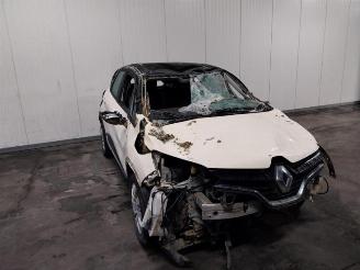 Unfallwagen Renault Captur  2017/5