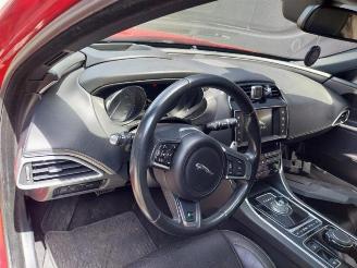 Jaguar XE XE, Sedan, 2015 2.0d 180 16V picture 13