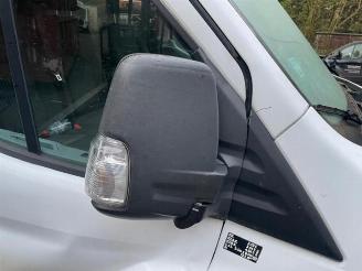 Ford Transit  picture 9