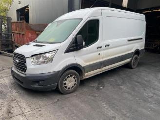 Ford Transit  picture 3