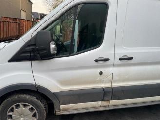 Ford Transit  picture 6
