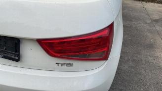 Audi A1 A1 (8X1/8XK), Hatchback 3-drs, 2010 / 2018 1.2 TFSI picture 14
