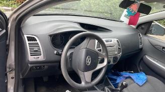 Hyundai I-20 i20, Hatchback, 2008 / 2015 1.2i 16V picture 13
