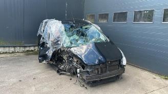 Vrakbiler auto Ford B-Max  2016/10