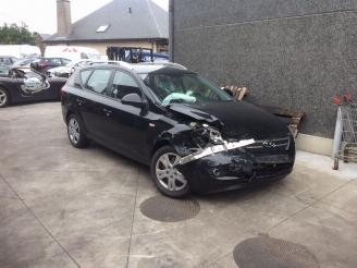Uttjänta bilar auto Kia Cee d 1500cc diesel 2009/1
