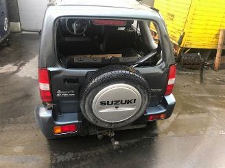 Vrakbiler auto Suzuki Jimny BENZINE - 1300CC - 5VIT 2005/1