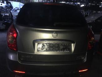 Coche accidentado Ssang yong Korando 2000cc - diesel - automaat 2015/1