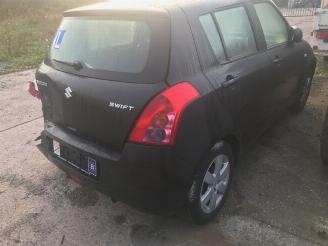 rozbiórka samochody osobowe Suzuki Swift benzine-1300cc-5vit 2017/1