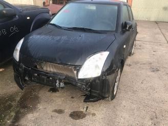 Suzuki Swift benzine-1300cc-5vit picture 3