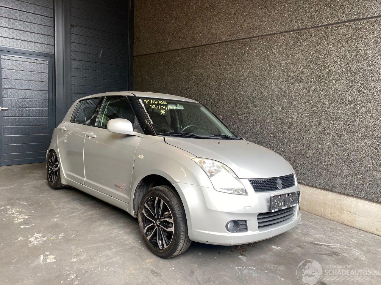 Suzuki Swift (ZA/ZC/ZD1/2/3/9) Hatchback 2005 / 2010 1.3 VVT 16V Hatchback  Benzine 1.328cc 68kW (92pk) FWD 2005-02/2010-09