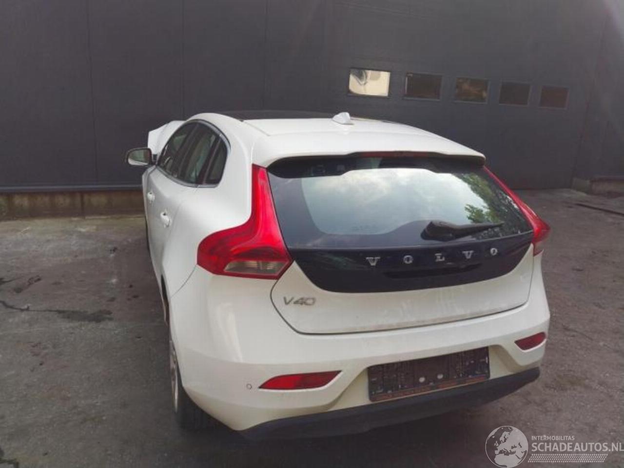 Volvo V-40 V40 (MV), Hatchback 5-drs, 2012 / 2019 1.6 D2