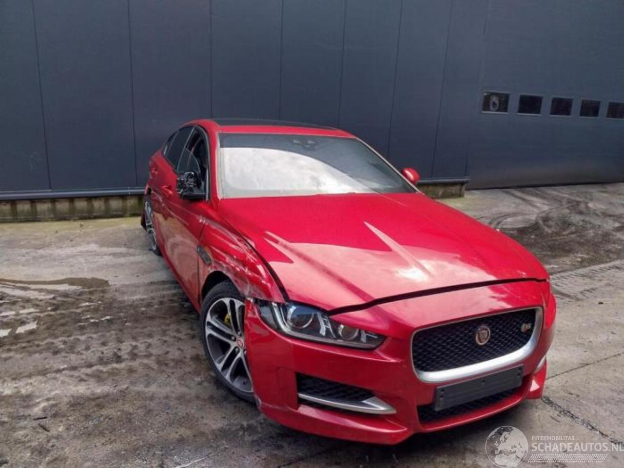 Jaguar XE XE, Sedan, 2015 2.0d 180 16V