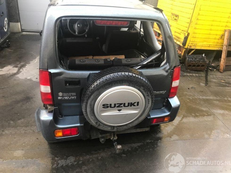 Suzuki Jimny BENZINE - 1300CC - 5VIT