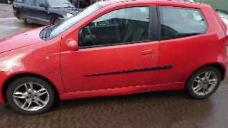 Fiat Punto 2005 1.4 16v 843A1 Rood 199/A onderdelen picture 2