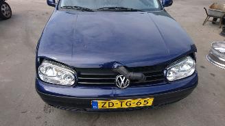 Volkswagen Golf 4 1999 1.4 16v AHW bak DUW Blauw LB5N onderdelen picture 6