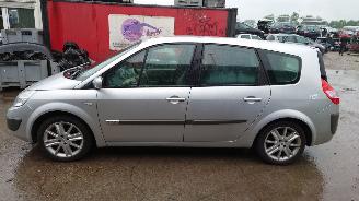 Renault Grand-scenic 2005 2.0 16v F4R Zilver TED69 onderdelen picture 2
