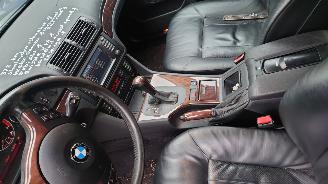 BMW 5-serie E39 2003 525D M57D25 autom groen 430 onderdelen picture 20