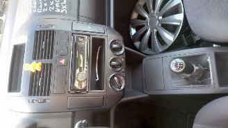 Volkswagen Polo 9N 1.4 16v BBY GKT Grijs LC7V onderdelen picture 17