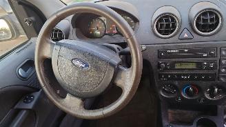 Ford Fiesta 2002 1.4 16v FXJA Zilver Moondust silver onderdelen picture 14