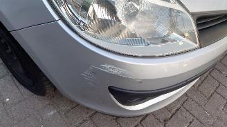 Renault Clio 2008 1.2 16v D4F Zilver TED69 onderdelen picture 9