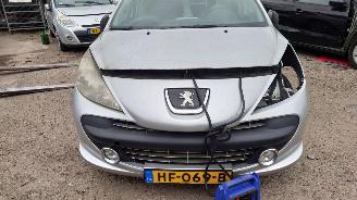 Peugeot 207 2009 1.4 VTI 8FS Zilver EZR onderdelen picture 8