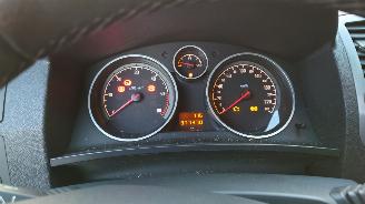 Opel Zafira 2007 1.9 CDTI Z19DT Blauw Z21B onderdelen picture 16