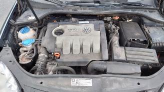 Volkswagen Golf 5 1.9 TDI BLS KBL Grijs LC5F onderdelen picture 12