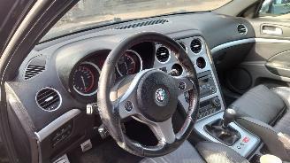 Alfa Romeo 159 2008 1.9 JTDM 939A2 Zwart 876 onderdelen picture 15