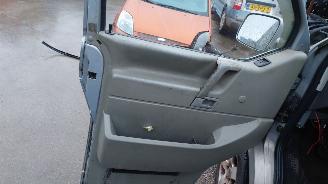 Volkswagen Transporter T4 1999 2.5 TDI ACV DXZ grijs L902 onderdelen picture 9