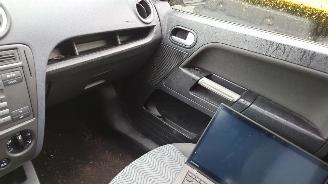 Ford Fusion 2007 1.4 16v  FXJA Rood T5 onderdelen picture 19