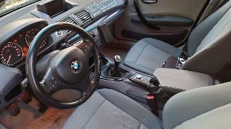 BMW 1-serie E87 118D 2004 M47D20 204D4 Zwart 668 onderdelen picture 16