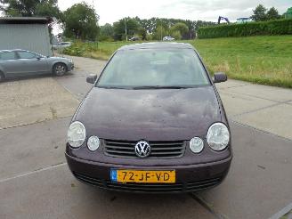 Salvage car Volkswagen Polo Polo (9N1/2/3) Hatchback 1.4 16V (BBY) [55kW]  (10-2001/05-2008) 2002/3