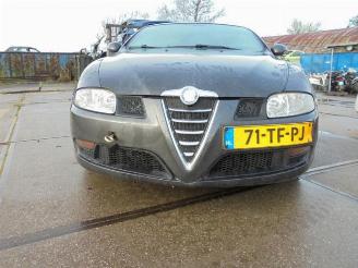 Alfa Romeo GT  picture 8