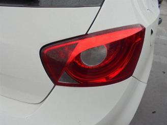 Seat Ibiza Ibiza IV (6J5), Hatchback 5-drs, 2008 / 2017 1.6 TDI 90 picture 15