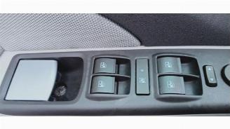 Fiat Idea Idea (350AX), MPV, 2003 / 2012 1.4 16V picture 8