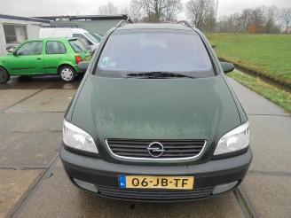 Salvage car Opel Zafira Zafira (F75), MPV, 1998 / 2005 2.2 16V 2002/2