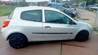 Renault Clio Clio III (BR/CR), Hatchback, 2005 / 2014 1.2 16V 75 picture 4