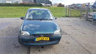 begagnad bil auto Opel Corsa Corsa B (73/78/79) Hatchback 1.4i Swing,Joy,Sport,GLS (X14SZ) [44kW]  (03-1993/09-2000) 1997/8
