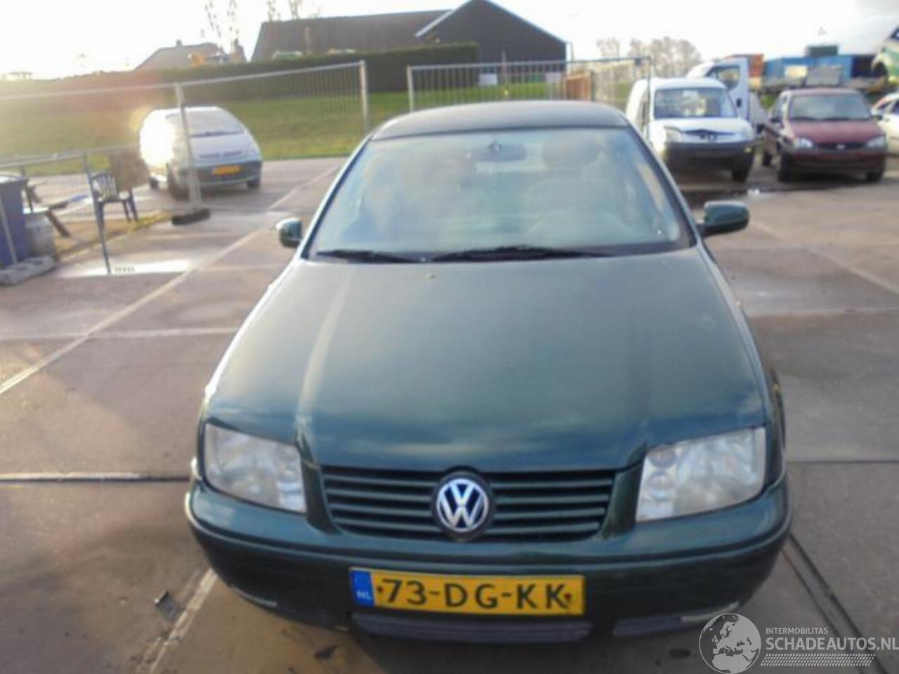 Volkswagen Bora Bora (1J2), Sedan, 1998 / 2013 2.0