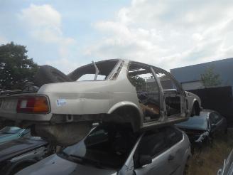 Salvage car BMW 7-serie 732i  e23 1982/1