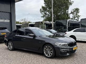 Unfallwagen BMW 5-serie 530D M-Pakket High Executive Harman Kardon 2017/6