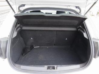 Peugeot 208 208 II (UB/UH/UP), Hatchback 5-drs, 2019 1.2 Vti 12V PureTech 75 picture 15
