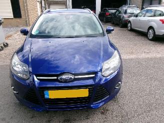 Ford Focus 1.0 I EDITION PLUS CLIMA NAVI picture 3