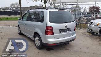 Volkswagen Touran Touran (1T1/T2), MPV, 2003 / 2010 1.9 TDI 105 Euro 3 picture 6