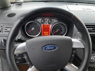 Ford C-Max  picture 12