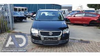Volkswagen Touran Touran (1T1/T2), MPV, 2003 / 2010 2.0 TDI DPF picture 2