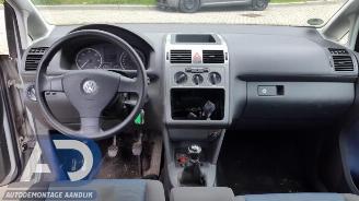 Volkswagen Touran Touran (1T1/T2), MPV, 2003 / 2010 1.9 TDI 105 Euro 3 picture 9