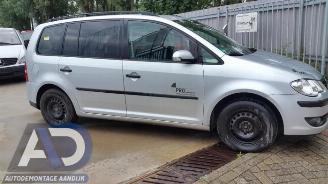 Volkswagen Touran Touran (1T1/T2), MPV, 2003 / 2010 1.9 TDI 105 Euro 3 picture 4