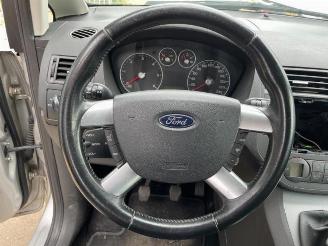 Ford C-Max  picture 17