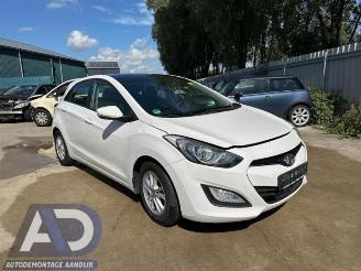 Hyundai I-30 i30 (GDHB5), Hatchback, 2011 1.6 CRDi Blue Drive 16V VGT picture 3